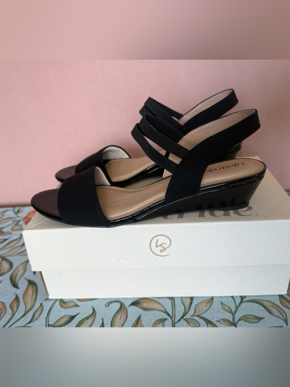 LifeStride Yolo Black Wedge Sandals US 8.5 NWT